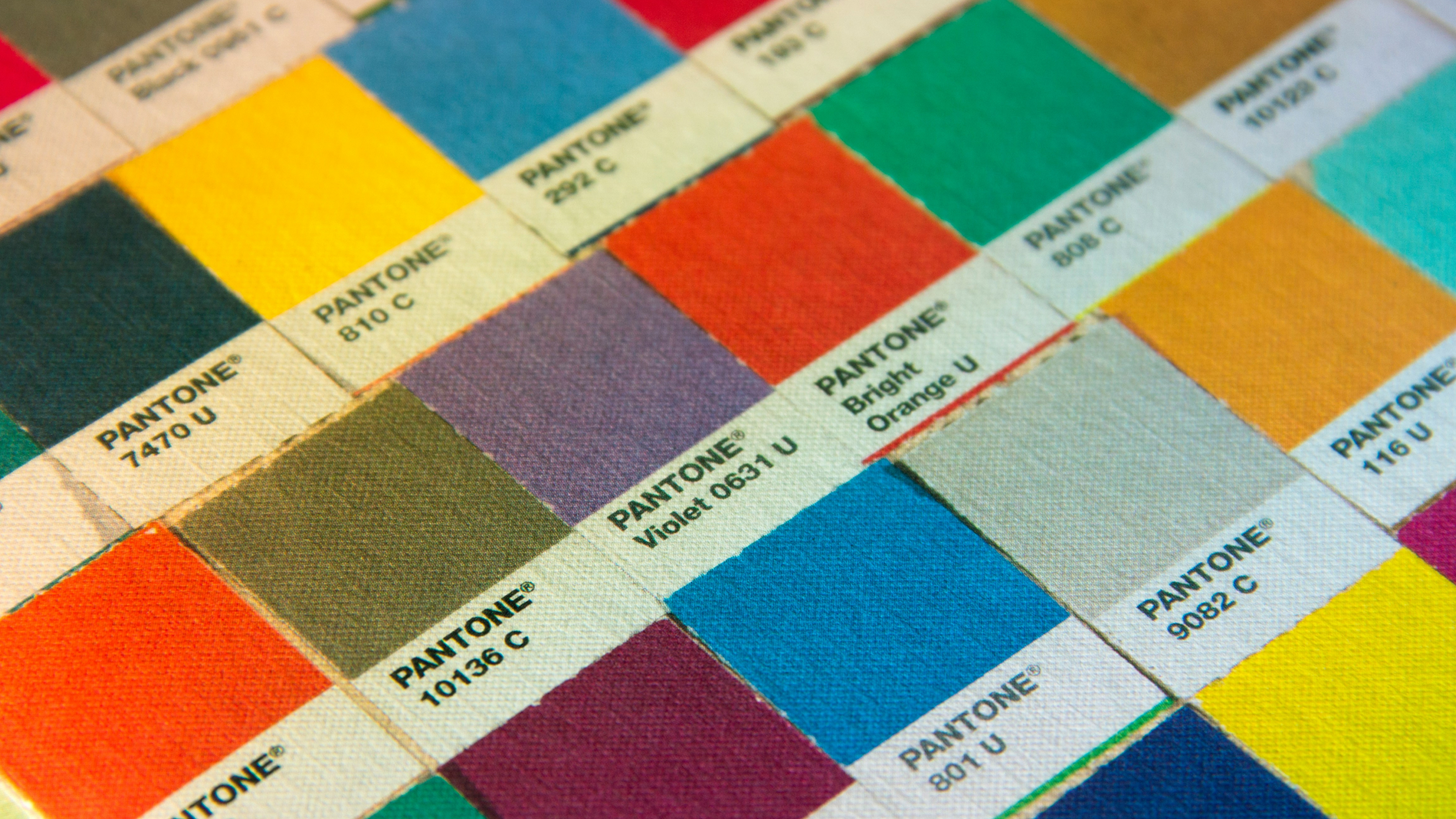 Tells your brand story visually