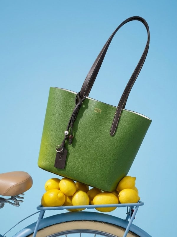 Accessories product photo example