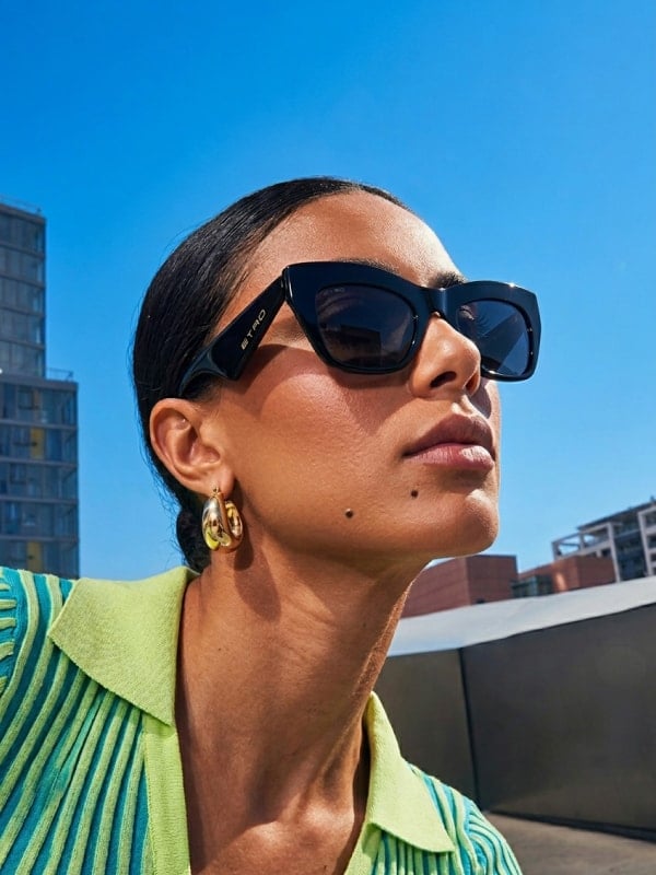 Eyewear product photo example