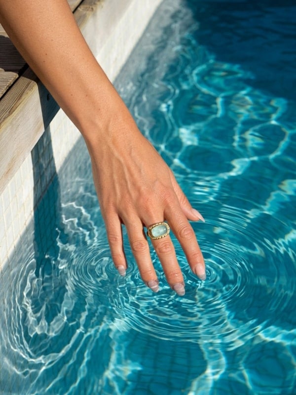 Jewelry product photo example